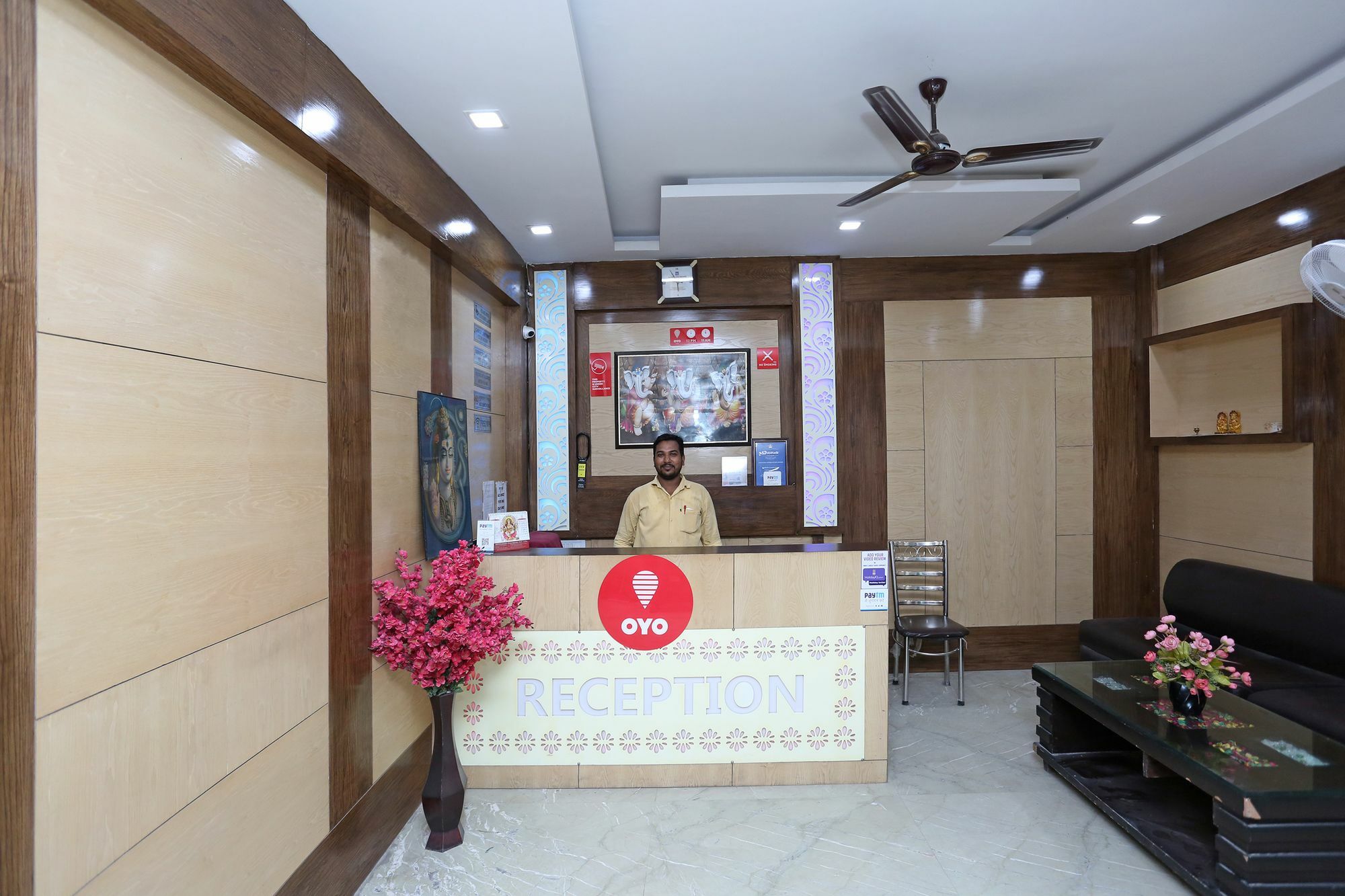 Oyo 9233 Hotel Cottage Lord Krishna Yeni Delhi Dış mekan fotoğraf