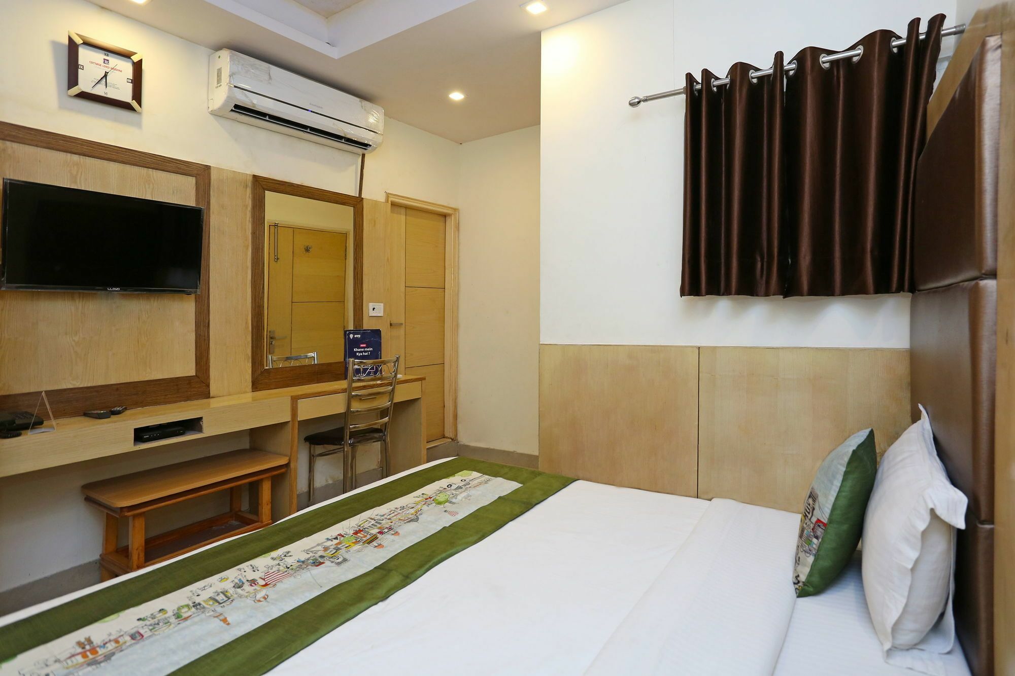 Oyo 9233 Hotel Cottage Lord Krishna Yeni Delhi Dış mekan fotoğraf