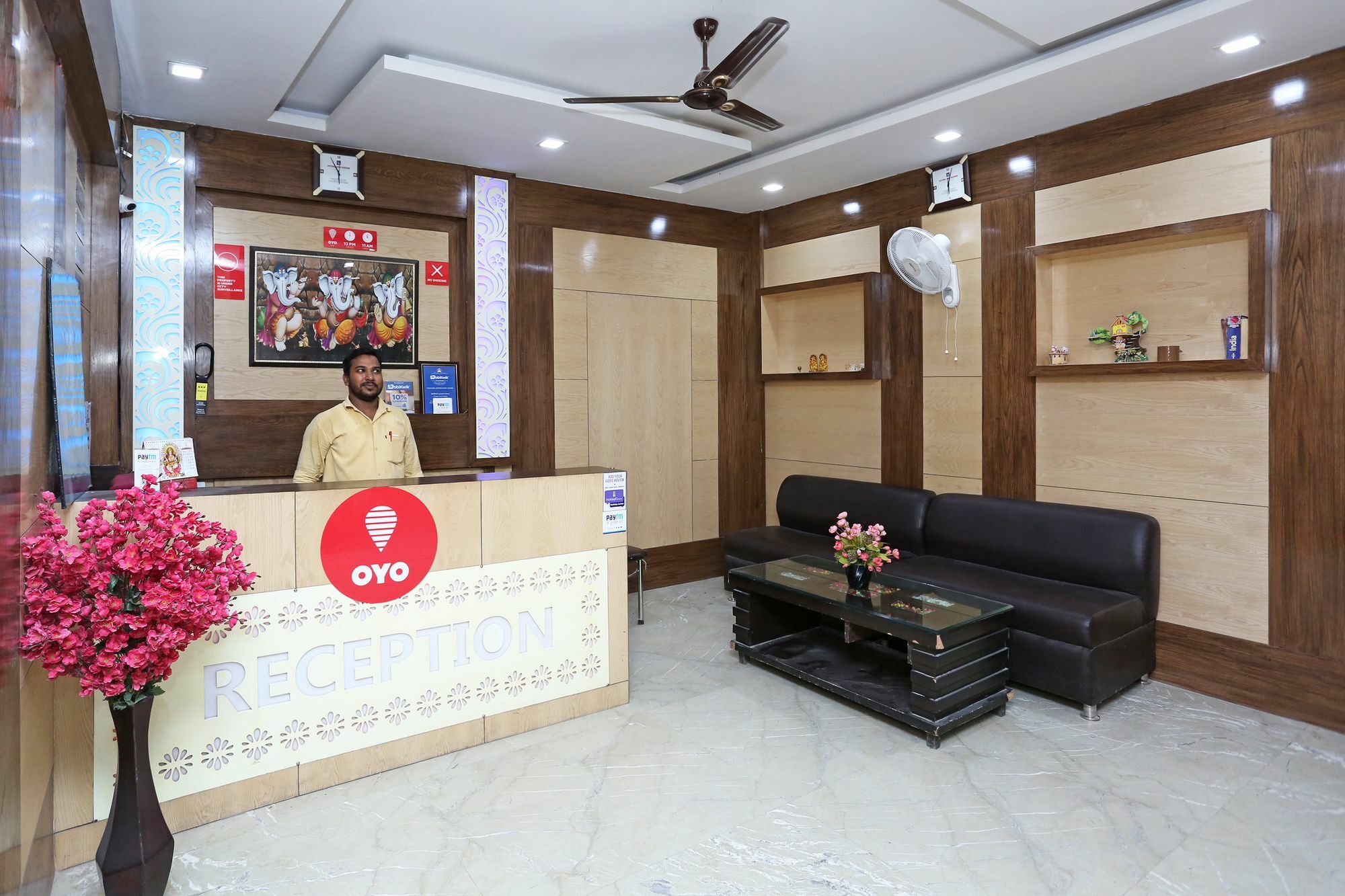 Oyo 9233 Hotel Cottage Lord Krishna Yeni Delhi Dış mekan fotoğraf