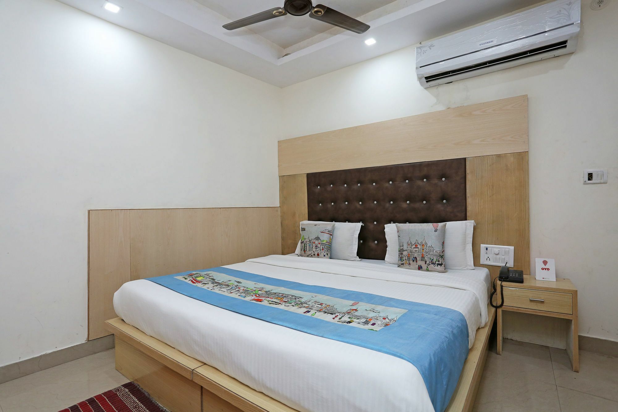 Oyo 9233 Hotel Cottage Lord Krishna Yeni Delhi Dış mekan fotoğraf