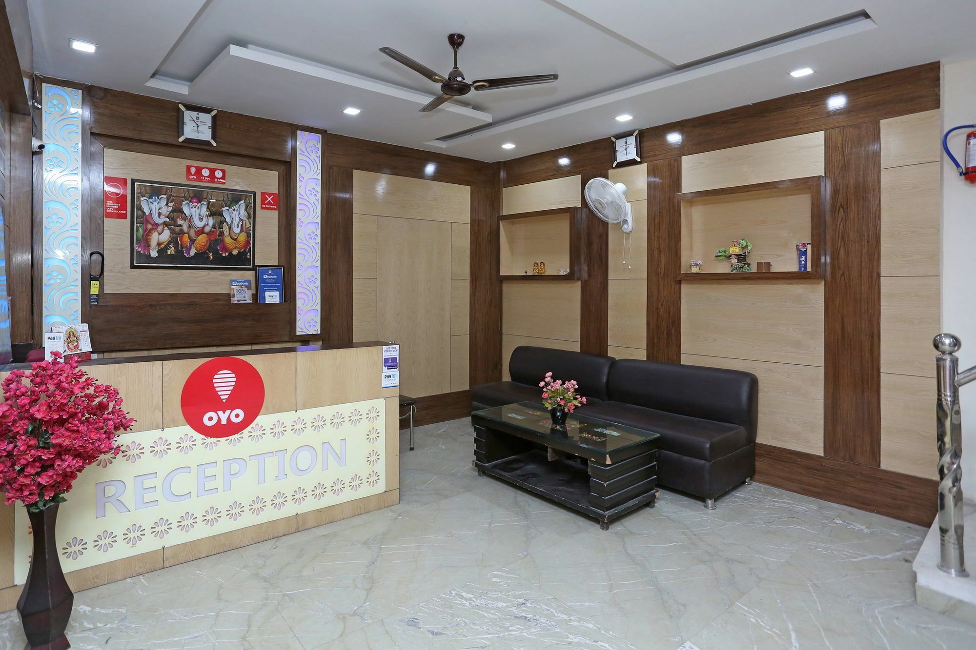 Oyo 9233 Hotel Cottage Lord Krishna Yeni Delhi Dış mekan fotoğraf